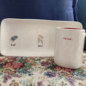 NWOT RAE DUNN ARTISAN COLLECTION Keep, Hold, Contain Tray with a Think Mug Set